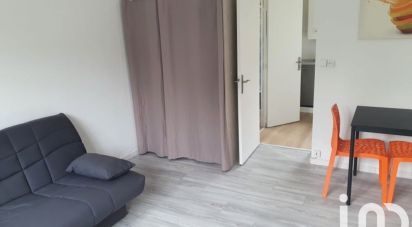 Town house 1 room of 27 m² in Vierzon (18100)