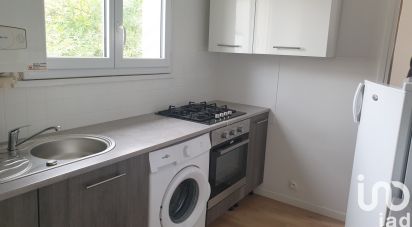 Town house 1 room of 27 m² in Vierzon (18100)