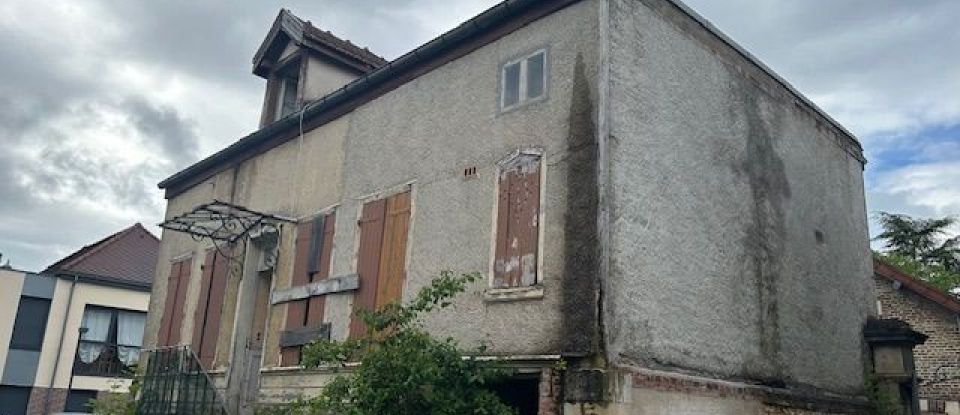 Maison 8 pièces de 192 m² à Sainte-Savine (10300)