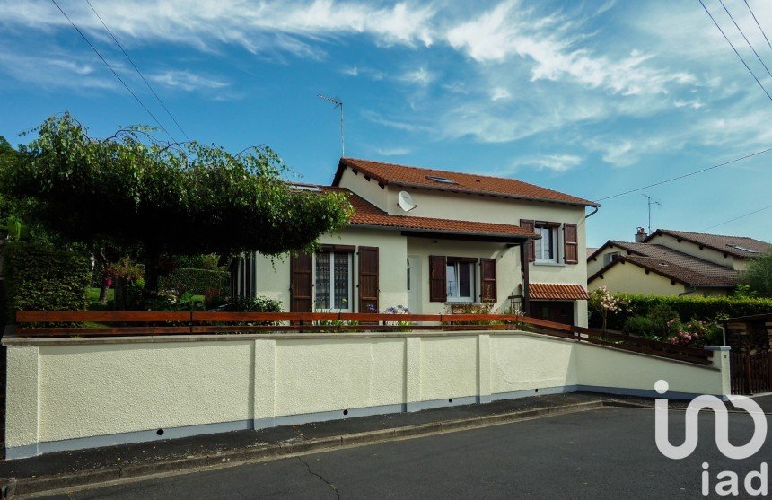 Maison 6 pièces de 105 m² à Aurillac (15000)