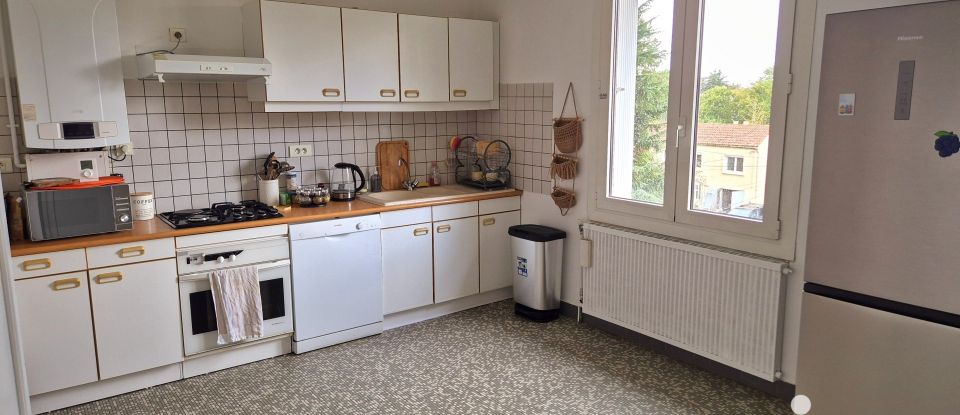 Apartment 3 rooms of 77 m² in Agen (47000)