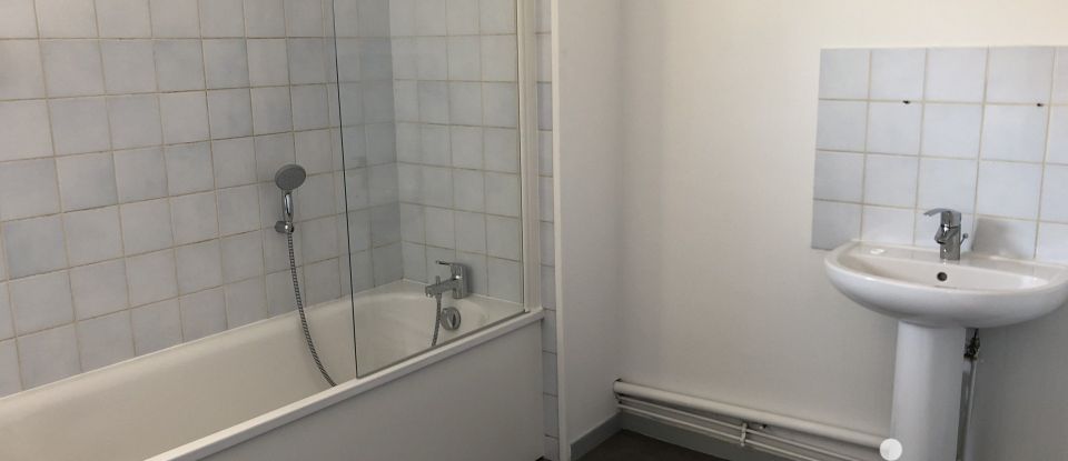 Apartment 4 rooms of 96 m² in Jarny (54800)