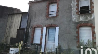 House 4 rooms of 93 m² in Chavagnes-en-Paillers (85250)