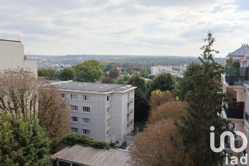 Apartment 4 rooms of 86 m² in Saint-Cloud (92210)