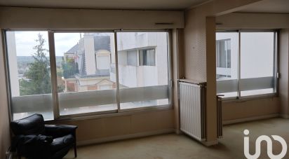 Apartment 4 rooms of 86 m² in Saint-Cloud (92210)