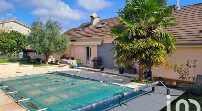 House 6 rooms of 142 m² in Villers-la-Faye (21700)