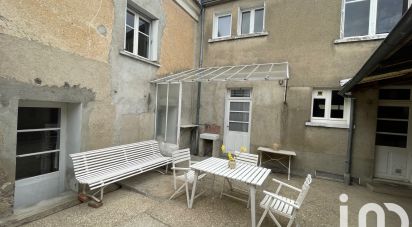 Town house 6 rooms of 124 m² in Villedieu-sur-Indre (36320)