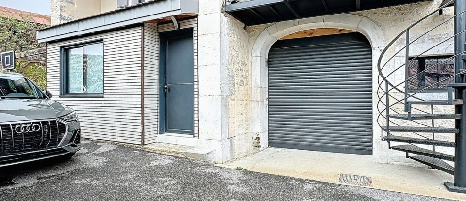 Maison 4 pièces de 135 m² à Divonne-les-Bains (01220)