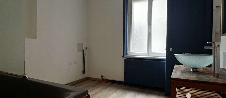 Town house 3 rooms of 95 m² in Lille (59000)