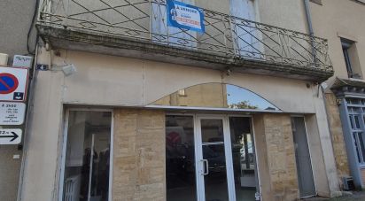 Building in Thouars (79100) of 181 m²