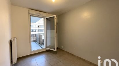 Apartment 4 rooms of 70 m² in Corbeil-Essonnes (91100)