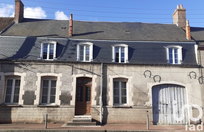 Immeuble de 213 m² à Sully-sur-Loire (45600)