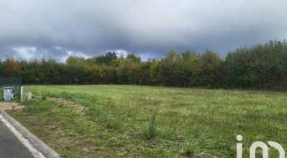 Terrain de 1 821 m² à La Cour-Marigny (45260)