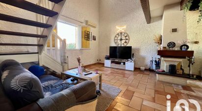 Traditional house 4 rooms of 93 m² in Hyères (83400)