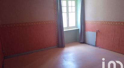 Town house 4 rooms of 100 m² in La Roche-Derrien (22450)