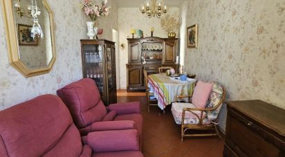 House 5 rooms of 87 m² in Nîmes (30900)