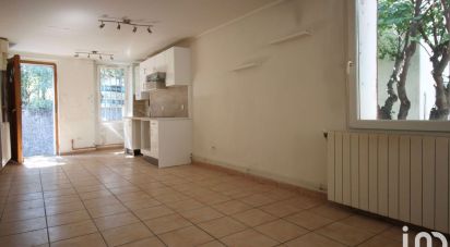 House 3 rooms of 57 m² in Auriol (13390)