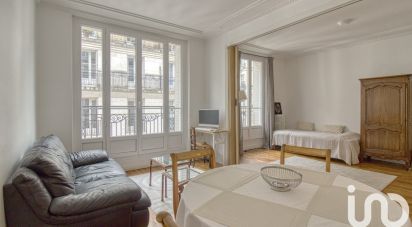 Appartement 3 pièces de 63 m² à Paris (75016)