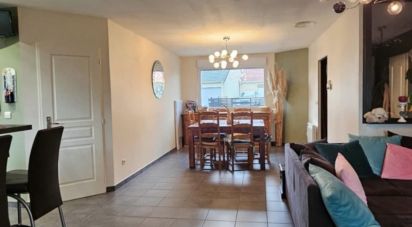 House 4 rooms of 130 m² in Noyelles-lès-Vermelles (62980)