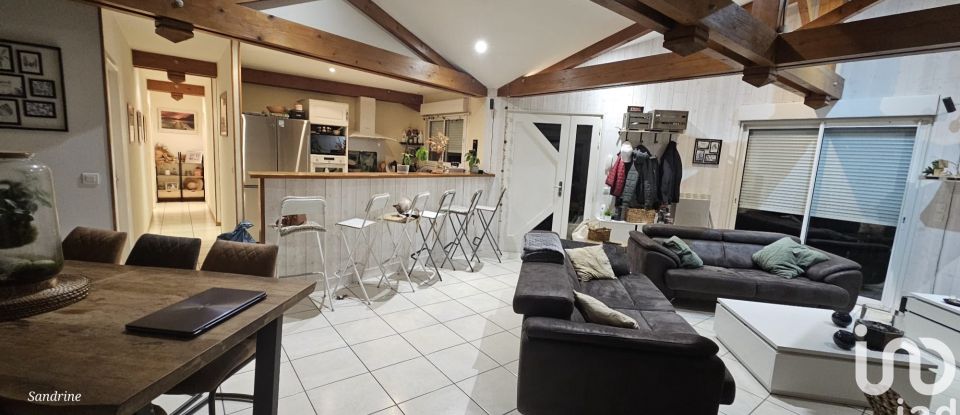 Maison 5 pièces de 124 m² à Le Pian-sur-Garonne (33490)