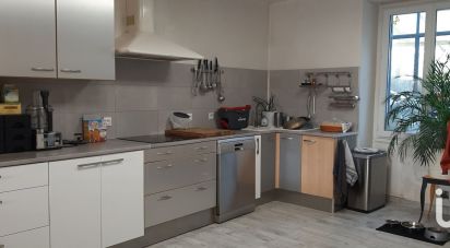 Immeuble de 450 m² à Ruch (33350)