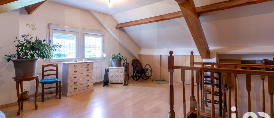 Maison traditionnelle 4 pièces de 85 m² à Rieux (60870)