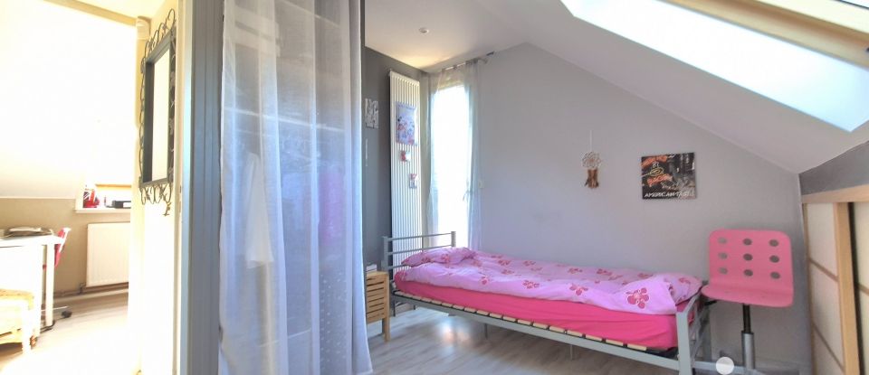 Maison 5 pièces de 77 m² à Domont (95330)