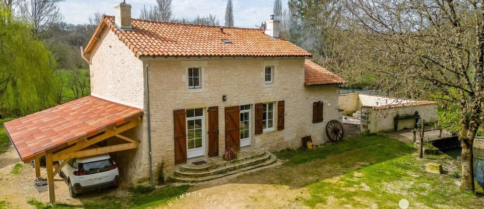 Mill 4 rooms of 131 m² in Lizant (86400)