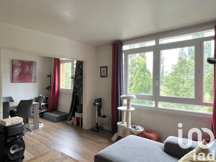 Apartment 4 rooms of 67 m² in Savigny-sur-Orge (91600)