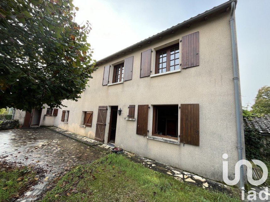 Maison 5 pièces de 107 m² à Celles-sur-Belle (79370)