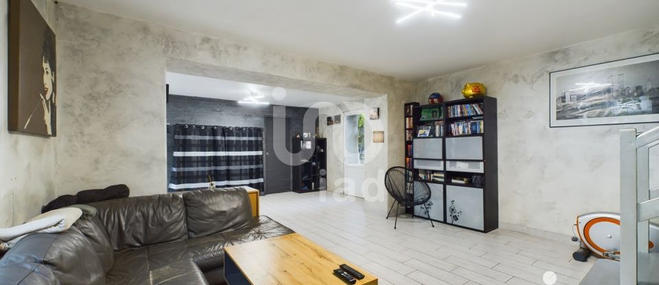 Maison de ville 6 pièces de 175 m² à Vert-Saint-Denis (77240)