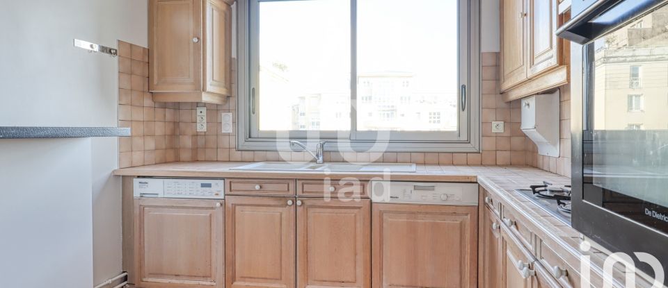 Appartement 5 pièces de 90 m² à Sceaux (92330)