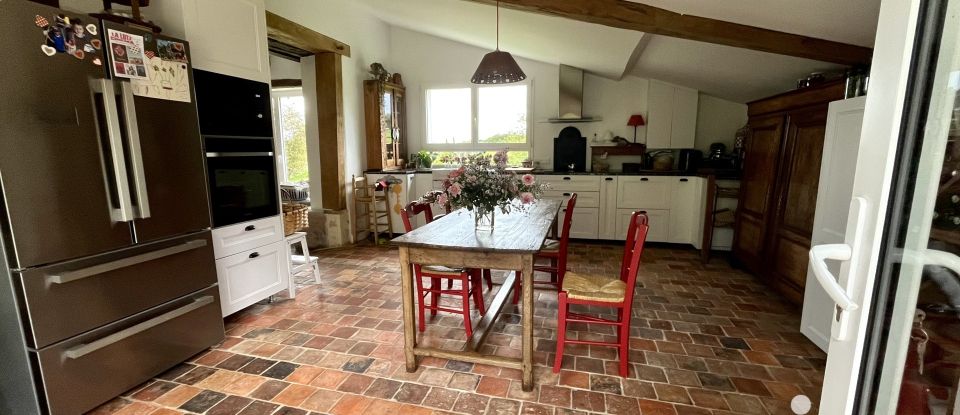 Traditional house 9 rooms of 298 m² in Saint-Lon-les-Mines (40300)