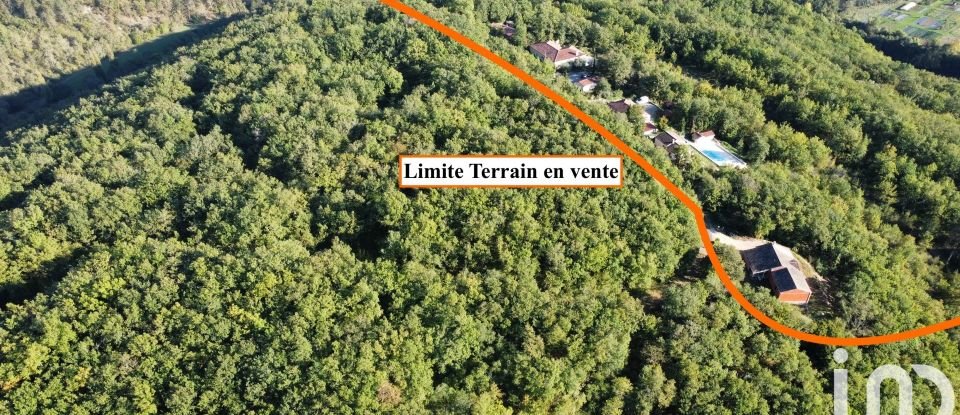 Terrain de 247 635 m² à Puy-l'Évêque (46700)