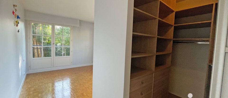 Appartement 3 pièces de 72 m² à Versailles (78000)