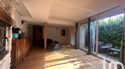 Country house 5 rooms of 148 m² in Chambon (17290)