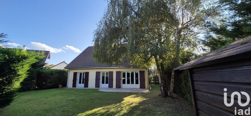 Maison traditionnelle 6 pièces de 150 m² à Bures-sur-Yvette (91440)