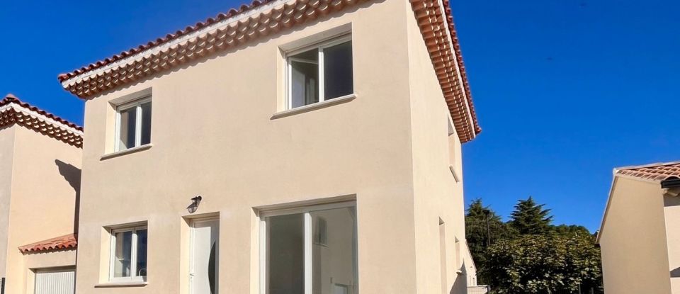 Maison 4 pièces de 86 m² à Laudun-l'Ardoise (30290)