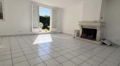 House 6 rooms of 118 m² in Guyancourt (78280)