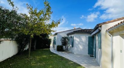 House 7 rooms of 135 m² in Le Bois-Plage-en-Ré (17580)