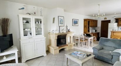 House 7 rooms of 135 m² in Le Bois-Plage-en-Ré (17580)