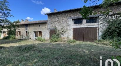 Maison de campagne 6 pièces de 205 m² à Saint-Coutant (79120)