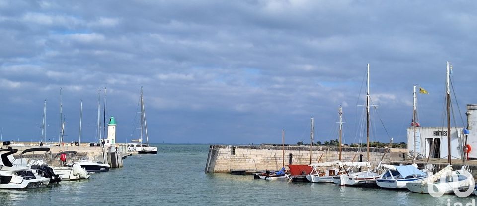 Maison 8 pièces de 200 m² à La Flotte (17630)