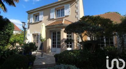 Traditional house 5 rooms of 122 m² in Cormeilles-en-Parisis (95240)