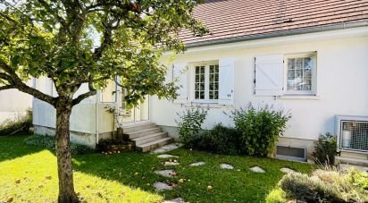 Traditional house 5 rooms of 150 m² in Voisenon (77950)