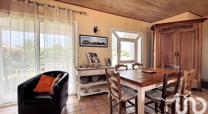 House 5 rooms of 112 m² in Gujan-Mestras (33470)