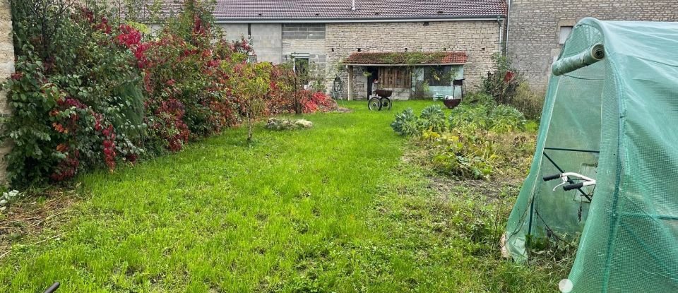 House 6 rooms of 148 m² in Viéville (52310)