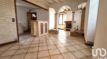 Town house 4 rooms of 86 m² in Bombon (77720)