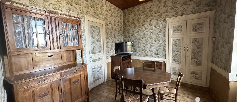 House 4 rooms of 85 m² in LES AVENIÈRES (38630)