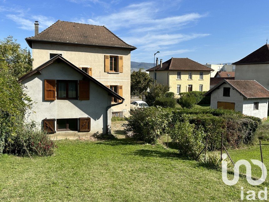 Maison 4 pièces de 85 m² à LES AVENIÈRES (38630)